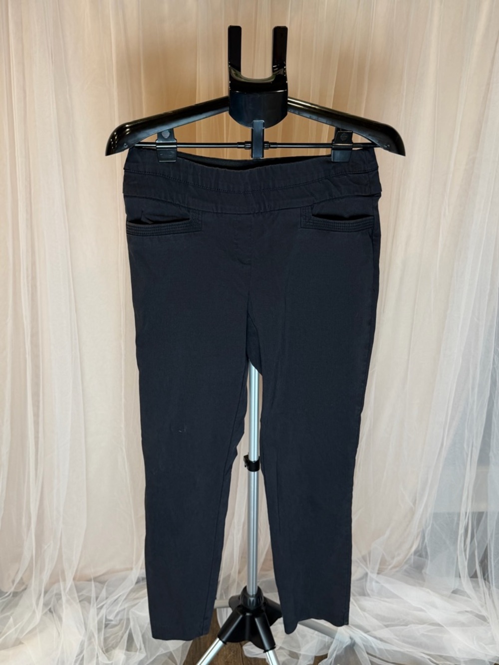 Maurices I Am Smart Black Pull-On Pants Women’s Medium Regular Stretch Slim